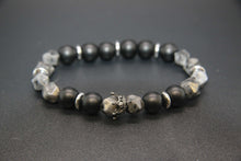 Load image into Gallery viewer, BLACK LABRADORITE AND ONYX CROWN STRETCH BRACELET